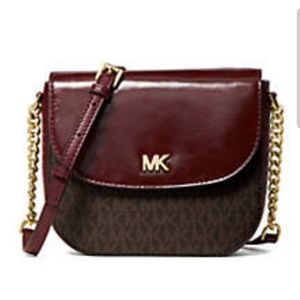 Mini half dome cross body